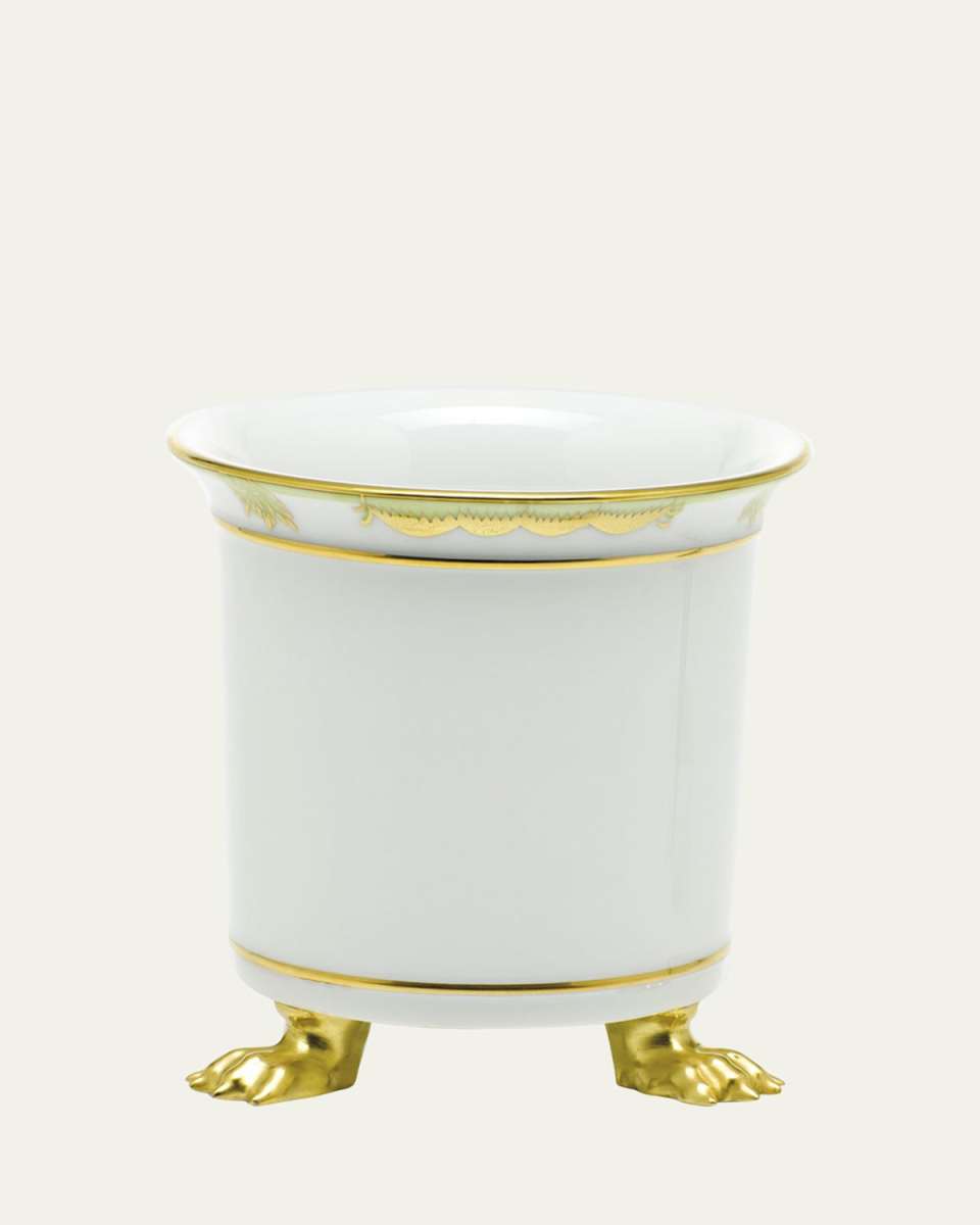 Princess Victoria Mini Cache Pot with Feet